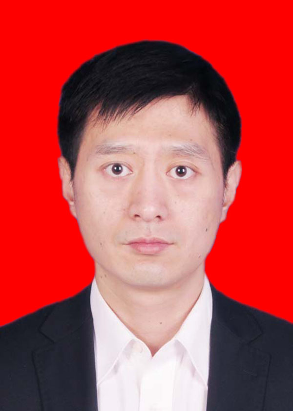 华海财险李天翔